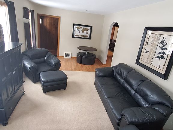 Living Room w/Dining area