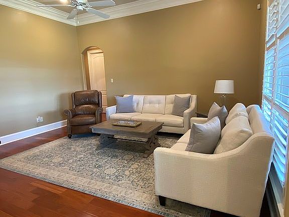 4th image of 3316 Chuggie Ln
