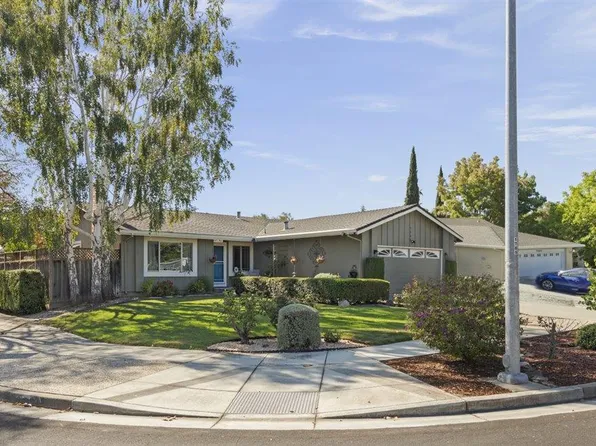 7330 Wren Ave, Gilroy, CA 95020