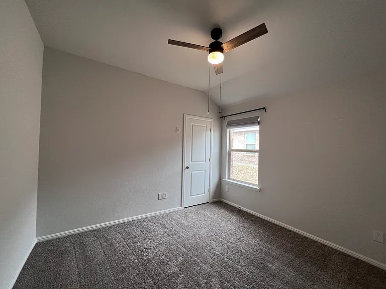 9301 Hill Topper Trl — Photo 13