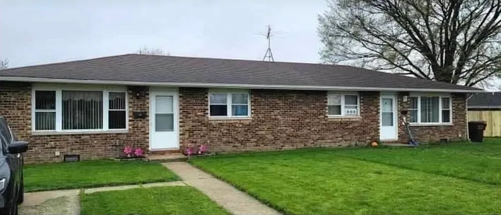 160 Birch Ct — Photo 1