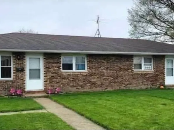 160 Birch Ct, Manteno, IL 60950