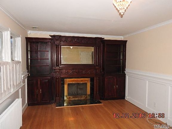 5th image of 309 Paumanake Ave