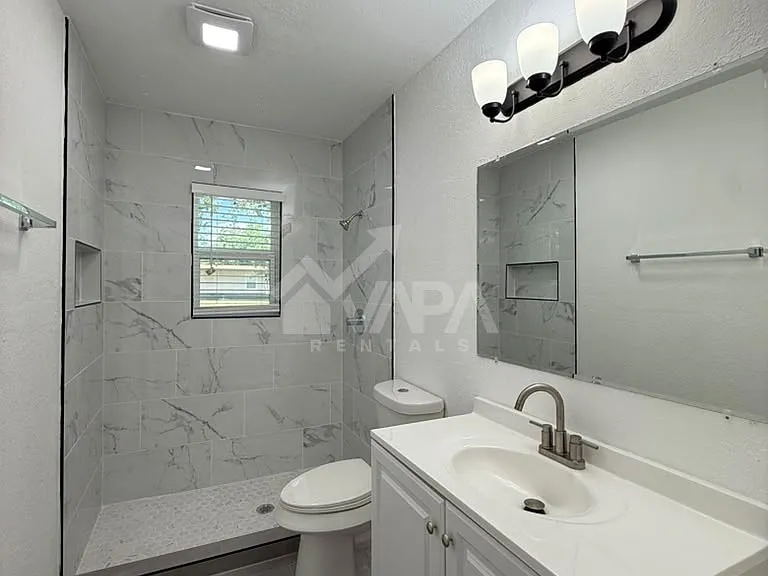 106 Covina Ave — Photo 15