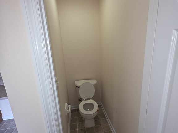 5th image of 3304 Shelley Dr