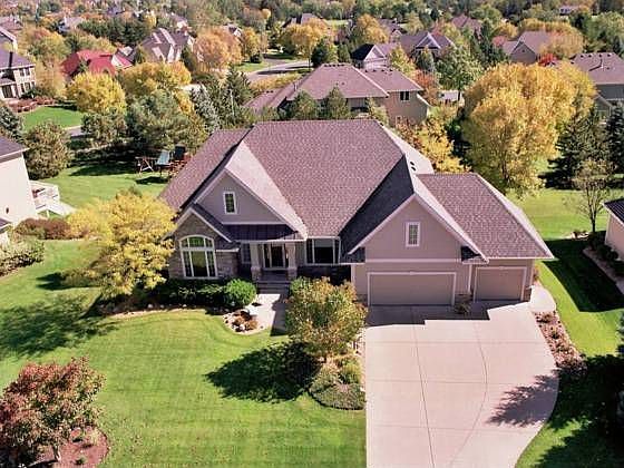 1st image of 9041 Highview Ln