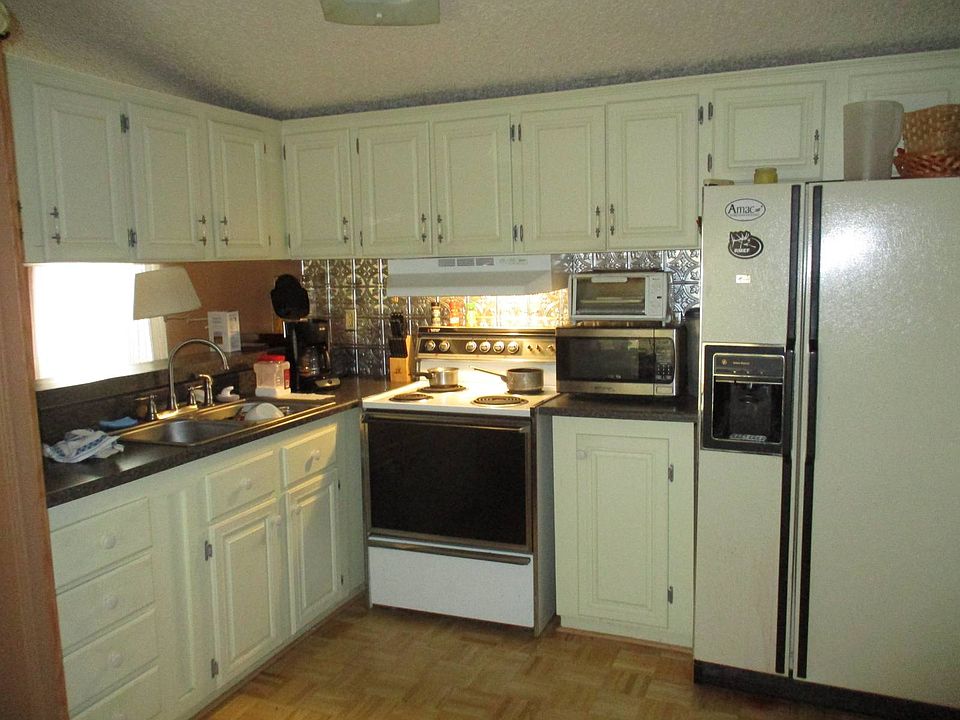 10th image of 1782 Rosedale Rd