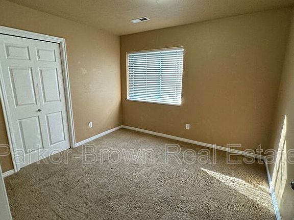 4th image of 1612 W Westbury Way Unit J