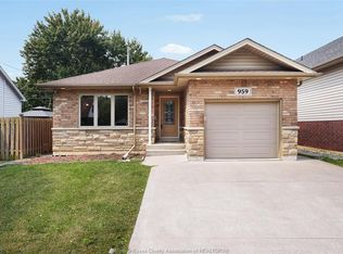 Olde Riverside, Windsor, ON N8S 2H4