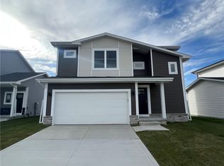 626 NE Hunter Dr, Ankeny, IA 50021