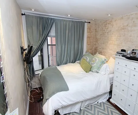 Rented by Living New York | media 21