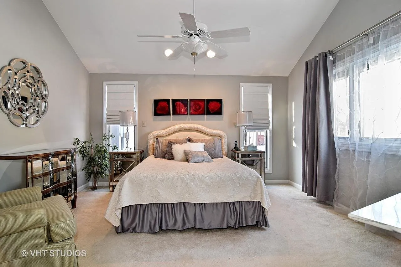 3 bed, 2.5 bath, 2000 sqft, $3,200 — Photo 4