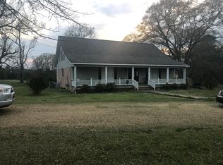 995 Cobb Rd, Caledonia, MS 39740