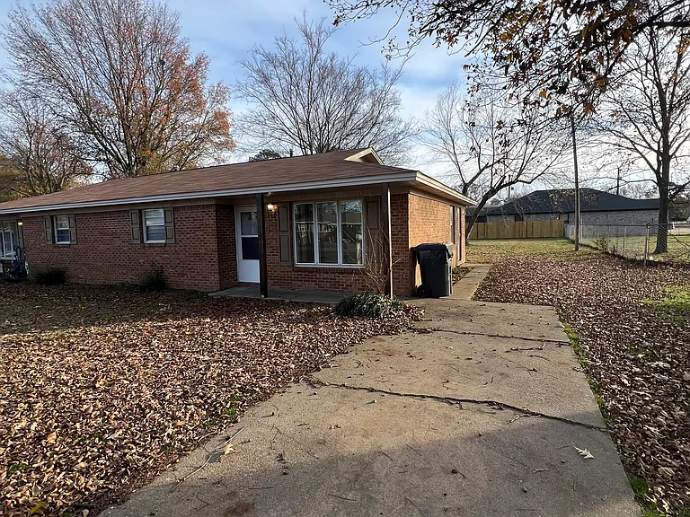 3103 Sun Ave #A — Photo 2