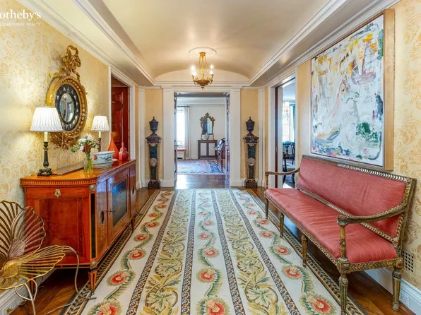 1175 Park Avenue image 1 of 16