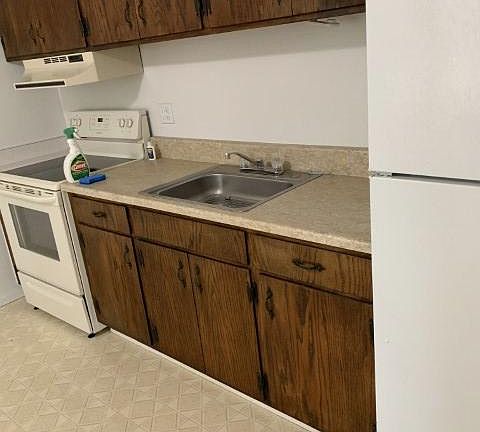 3rd image of 2296 Eloise Ave APT 2