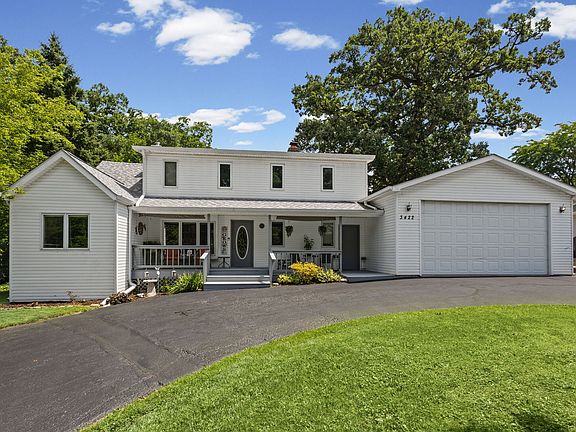 3rd image of 3422 Oakwood Dr