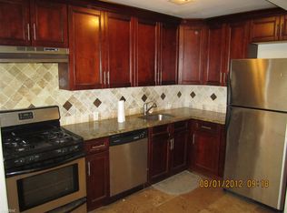 8561 116th St, Richmond Hill, NY 11418