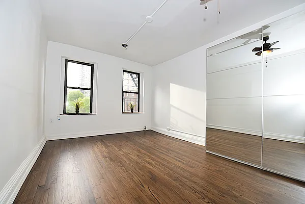 Rented by Keller Williams NYC | media 28