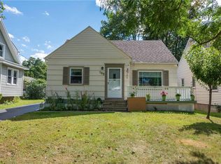 185 Sparling Dr, Rochester, NY 14616