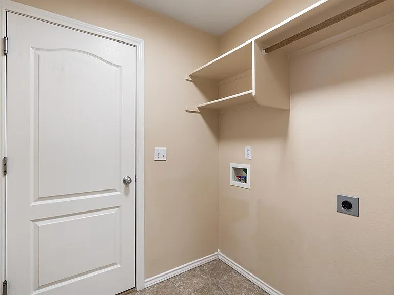 17885 Monarch Way — Photo 13