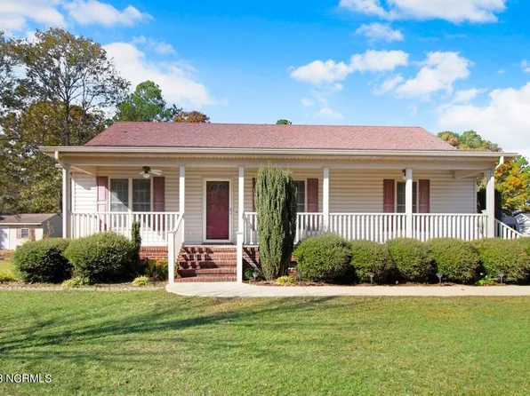 300 Pioneer Trails Drive, Seven Springs, NC 28578