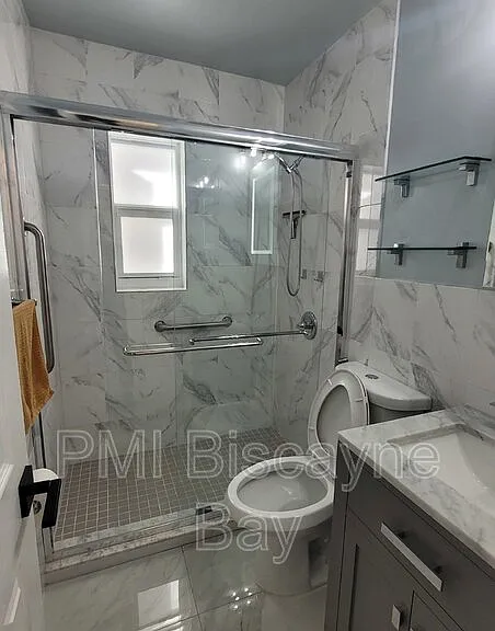 7380 SW 35th St — Photo 15