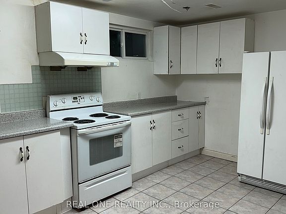 3rd image of 3622 Molly Ave