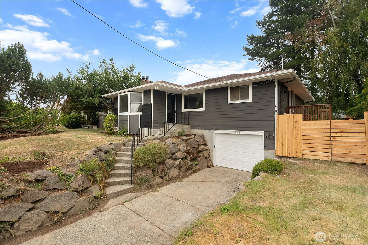 16624 3rd Avenue S photo 1