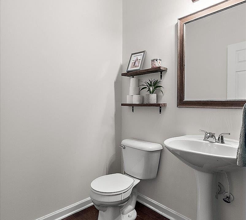 50647 Bredenbury Dr, photo 24