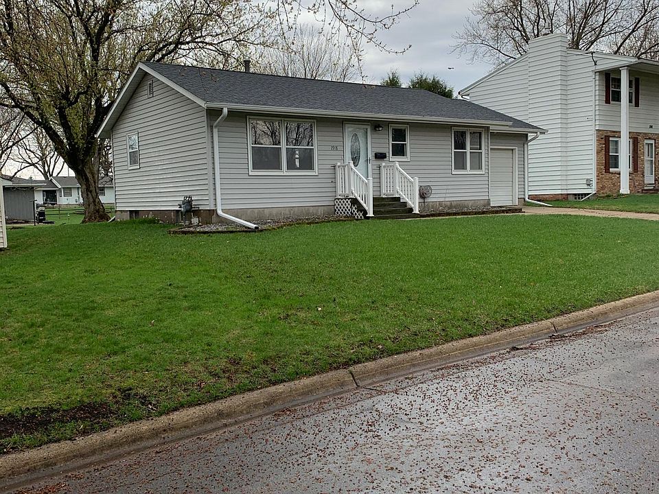 2nd image of 1918 Johnson St