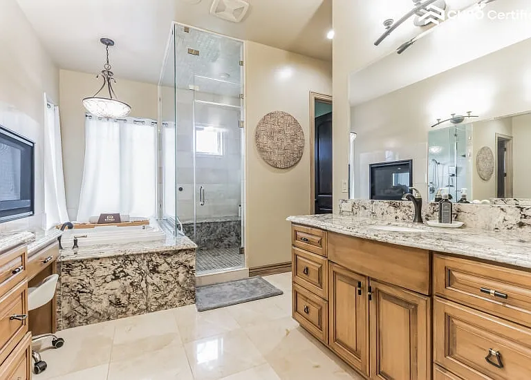 12729 Leo Ln — Photo 38