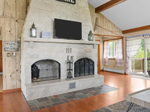 261 Song Bird Drive, Canaan, VT 05903