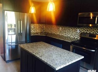 1589 N Gardiner Dr, Bay Shore, NY 11706