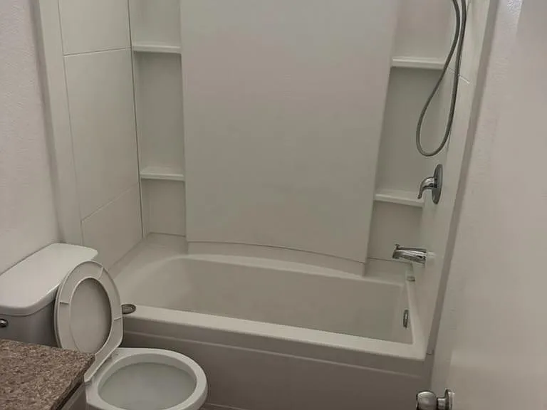 Unit Photo