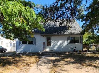 909 S 11th St, Lamar, CO 81052