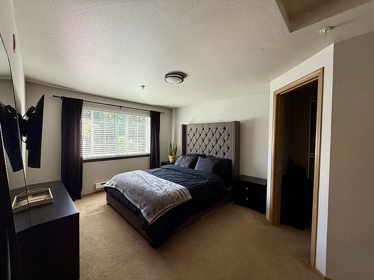 11915 Roseberg Ave S #309 — Photo 17