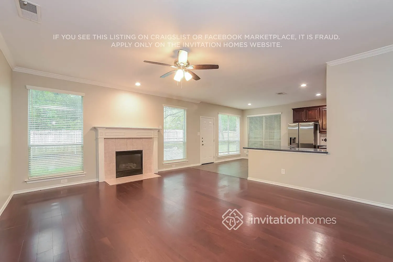 6517 Forest Park Arlington, TX 76001 — Photo 2