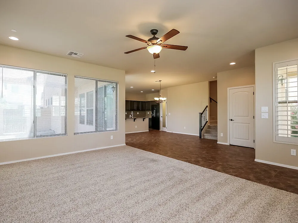 3 bed, 2.0 bath, 2105 sqft, $2,835 — Photo 3