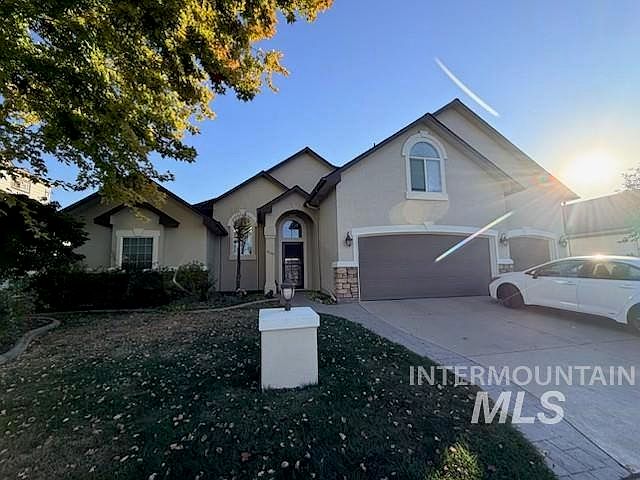 1st image of 2160 N Interlachen Ln