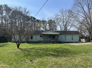 2610 Lee Dr, Pleasant View, TN 37146
