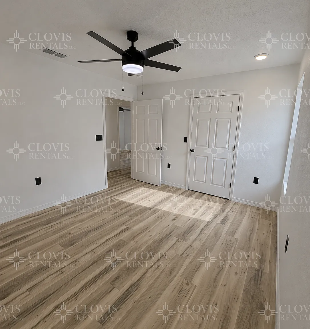 2 bed, 1062 sqft, $1,550 — Photo 4