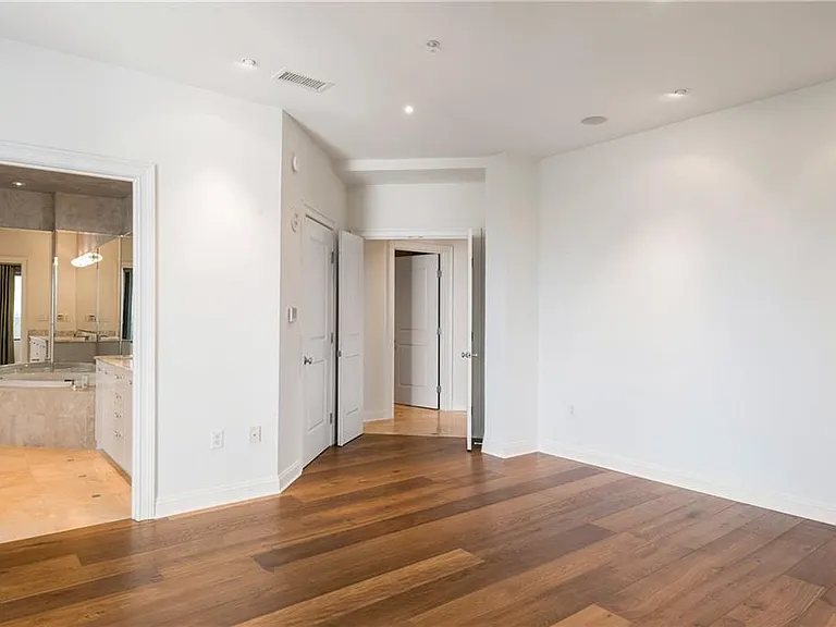 2828 Peachtree Rd NE #1903 — Photo 26