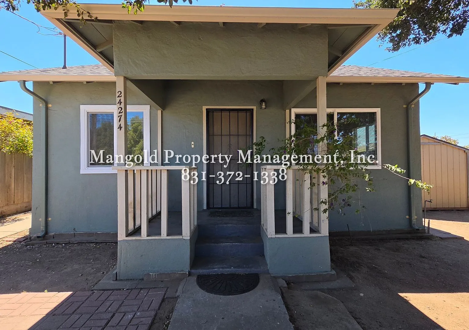 Charming Home Located in Quiet Neighborhood — Photo 2