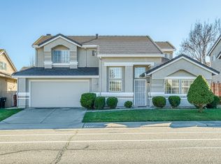 8808 Redwater Dr, Antelope, CA