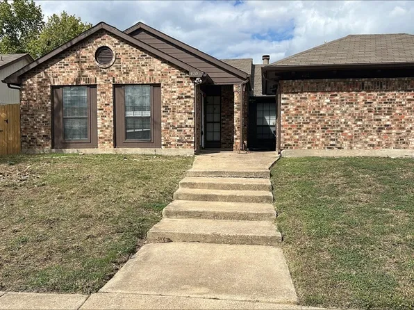 420 Dollins St, Cedar Hill, TX 75104