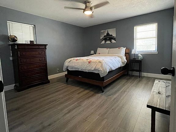 5th image of 5678 Odessa Ave