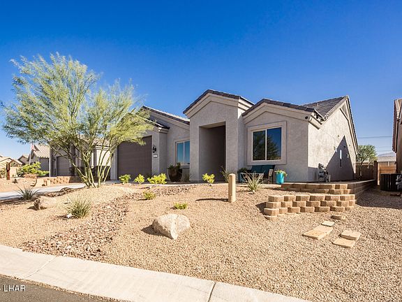2nd image of 1807 E Alder Cir