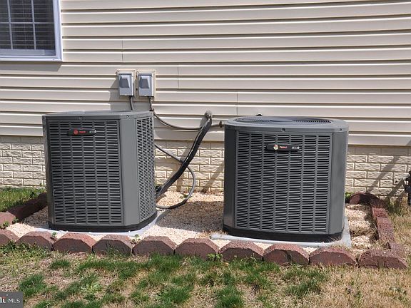 3rd image of 10621 Gallant Fox Way