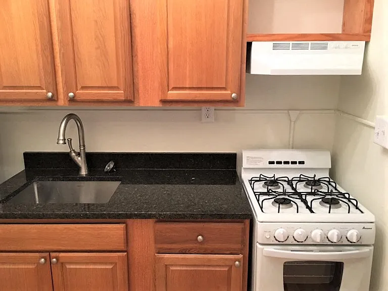 439 Congress Street — Photo 38